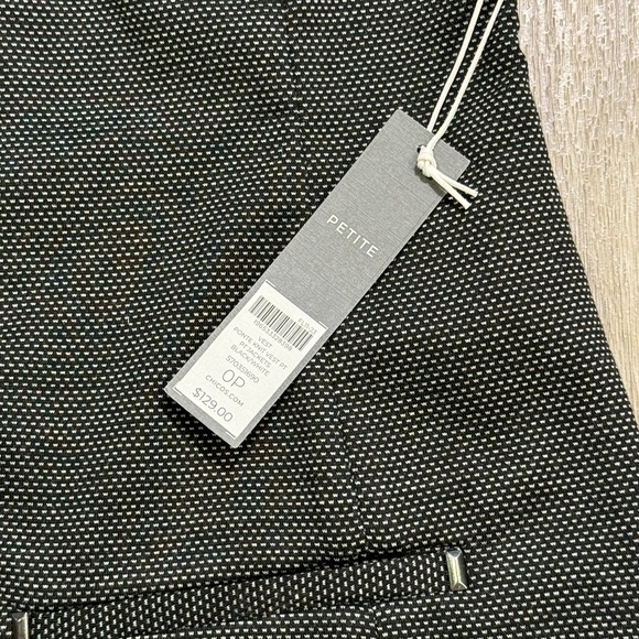 NWT Chicos Ponte Knit Vest Women Size 4P / Small Black White Structured Collar - Picture 8 of 14